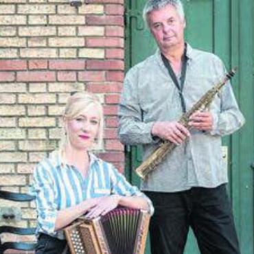 Eigenwillige und dichte Klangpoesie - Albin Brun und Kristina Brunner werden das Stück «Innerland» aufführen. Bild: pd
