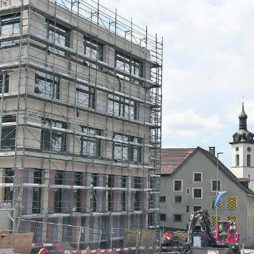 Fast alles ist auf Kurs - Beim Bau des neuen Primarschulhauses verläuft alles nach Plan.