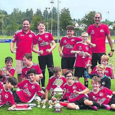 Junge Fussballtalente - Die Junioren des FC Bremgarten sind Sieger des Junioren-D-Vorbereitungsturniers. Bild: zg