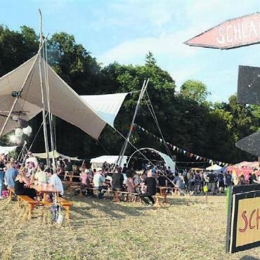 Wochenende voller Liebe - Das ganze Festivalgelände hinter dem Föhrenhof war mit viel Liebe fürs Detail hergerichtet worden.