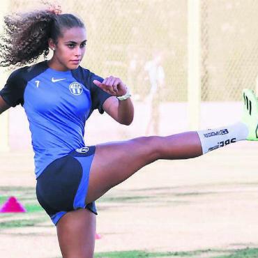 Ja zur Schweiz - In der Vorbereitung mit den Frauen des FC Zürich: Alayah Pilgrim. Bild: FCZ-Frauen