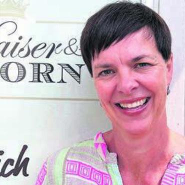 «Unbedingt im Laden einkaufen» - Silvia Sorg freut sich über jeden Besucher in ihrem Laden in Villmergen. Bild: zg