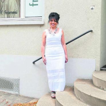 Sie fühlte sich in Wohlen zu Hause - Nach einem Vierteljahrhundert: Angela Sabarese verlässt ihren Coiffeursalon «Angela» und kehrt in die Heimat nach Italien zurück. Bilder: tre
