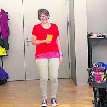 Gemeinsam und solidarisch - Auch für die Freizeitclub-Verantwortliche Silvia Meier sind die Treffen mit viel Fröhlichkeit verbunden. Bilder: Walter Minder