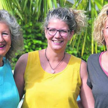 Kein esoterischer Firlefanz - Sie freuen sich, ihre Leidenschaften der breiten Bevölkerung zu zeigen: (v.l.) Alexandra Schönbächler, Angela Gürber und Tanja Scheibli. Bild: zg