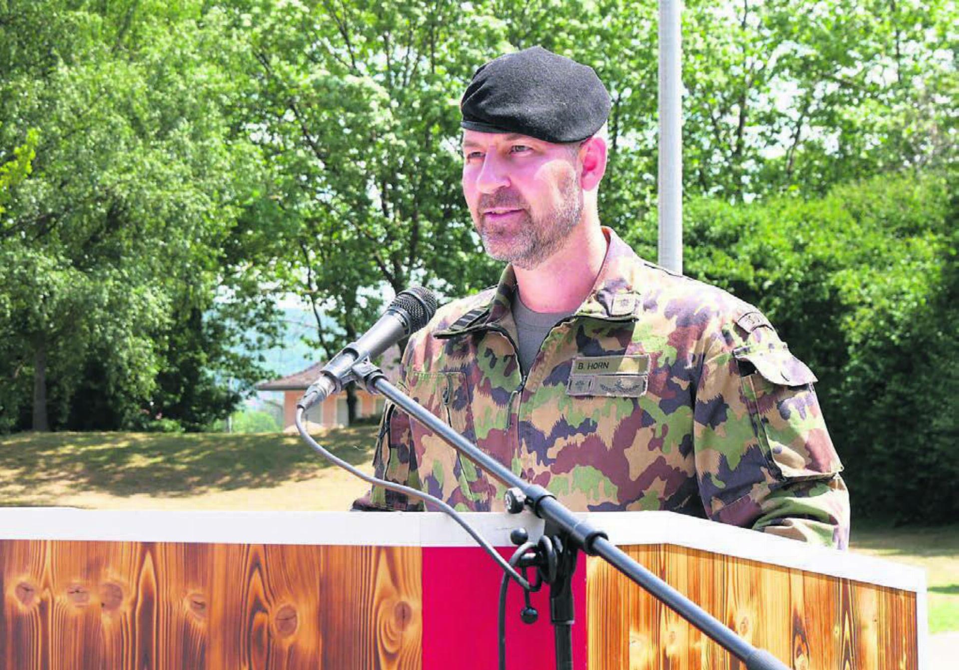 Ein spezieller Tag: Begrüssung der neuen Rekruten auf dem Waffenplatz Brugg durch Kommandant Bernd Horn. Bilder: Britta Müller / zg