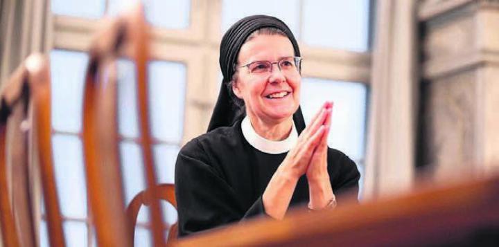 Sie ist die eigentliche Initiantin des Donnerstagsgebets. Jetzt kommt Priorin Irene Geissmann selber nach Hägglingen. Bild: Christian Merz / kath.ch