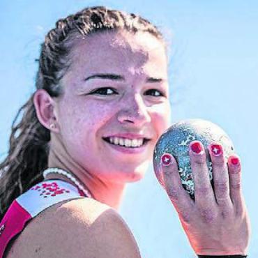 Grösster Wurf der Karriere - Glücklich: Julia Hammesfahr im Final.