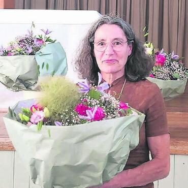 Den grossen Einsatz gewürdigt - --zg Monica Bergamaschi wurde für ihr 35-Jahr-Dienstjubiläum geehrt.