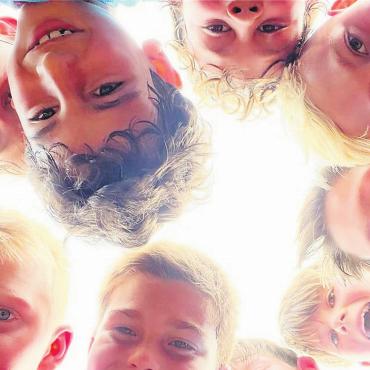 Ferien-Highlight für 170 Kinder - Teamgeist ist auch im Fussball am wichtigsten.