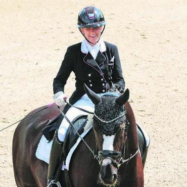Alles richtig gemacht - Corinne Sélébam Alt aus Dintikon startete sowohl mit «Sanremo» (Bild) als auch mit «Summerdream» am Grandprix. Für sie gab es die Ränge 6 und 10.