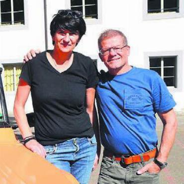Wieder Livemusik im Klosterhof - Bereit fürs Muri Live: Paula Loher-Staubli und Markus Bohren. Bild: tst