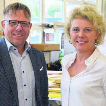 Mit einem Novum überzeugt - Sie freuen sich über die Nomination: Adrian Bernhard und Daniela Meier. Bild: cbl