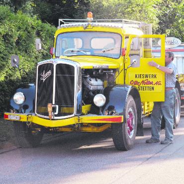 Fahrzeuge mit Charakter - Imponiert haben die Schaulustigen die schöne Carrosserie der Trucks. Bild: cbl