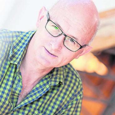 Ein Regisseur als Redner - Er ist im Freiamt alles andere als unbekannt und hält die Festansprache an der Bundesfeier in Unterlunkhofen: Paul Steinmann. Bild: Lea Reutimann