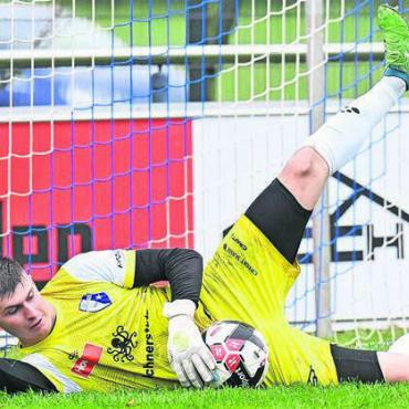 Komische Gefühlswelt - FCW-Goalie Joël Bonorand zeichnete sich erneut mit starken Paraden aus. Bild: awa