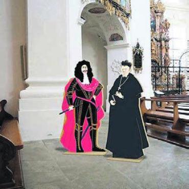 Plazidus Zurlauben auf der Spur - Figuren machen das Leben von Abt Plazidus in und um das Kloster erlebbar. Bild: zg