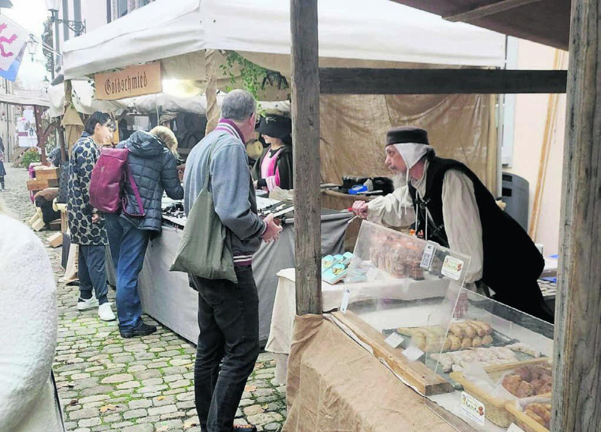 Während des Marktes der Vielfalt blüht der Handel im Städtli – die Altstadtgeschäfte bleiben erneut aussen vor. Bild: huy (Archiv)