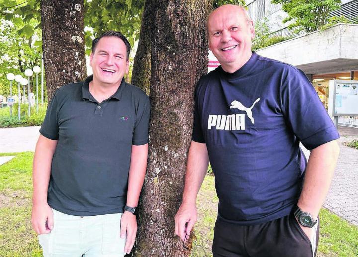 Ingmar Steiger (links) und Jan Sedlacek sind die neuen Trainer der beiden Freiämter 1.-Liga-Aufsteiger. Bild: Stefan Sprenger