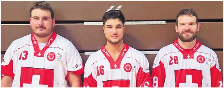 Jean Müller, Levi Leu und Patrik Annen im Dress der Nati (von links). Foto: zVg